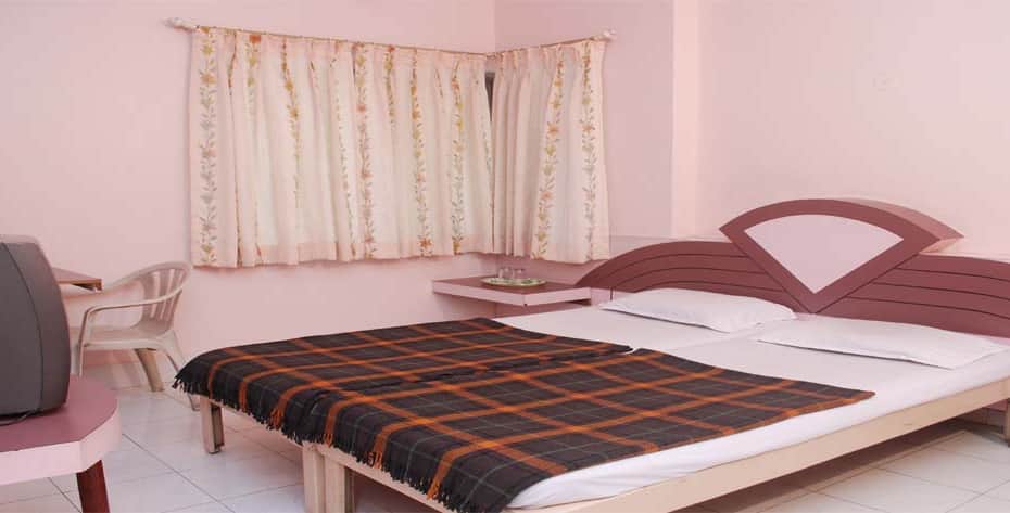 Hotel Sairaja Lodging, Satara 2